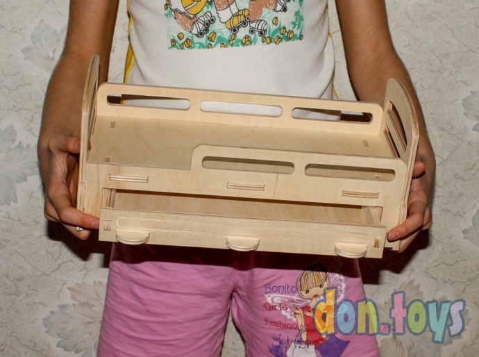 Деревянная кроватка для кукол типа Барби с выдвижным ящиком, фото 40