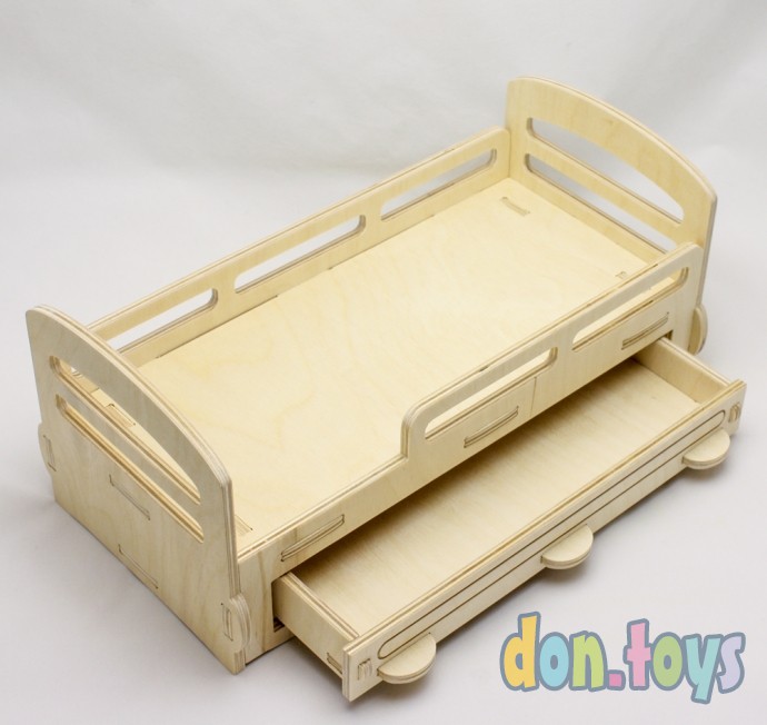 Деревянная кроватка для кукол типа Барби с выдвижным ящиком, фото 8