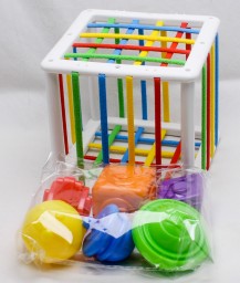 ​Развивающая игрушка-сортер квадрат «Цветные резиночки»