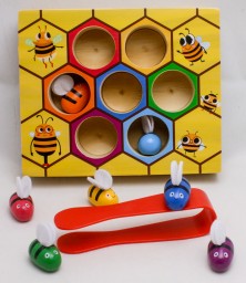 ​Развивающая игра Сортер "Пчелки"