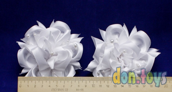 Резинки для волос большие Белые цветы с нитью из бусин, фото 2